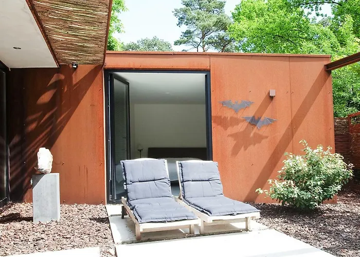 Stalen Boshuis Semesterbostad *