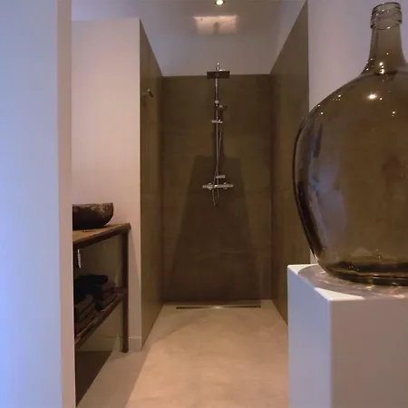 Stalen Boshuis 奥斯特豪特